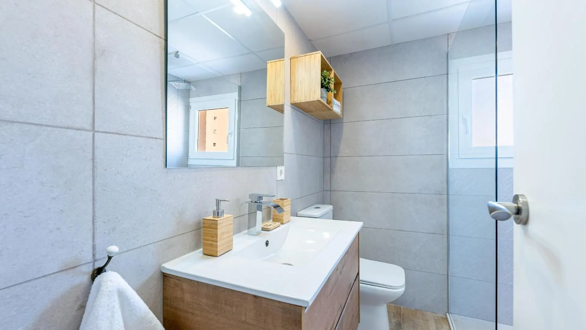 Vivendos - Tr21 - Playamar Apartment Torremolinos 0*,  Spain