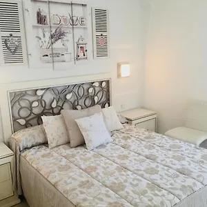Playamar - Exclusive With Pool, Tennis And Wifi Apartamento